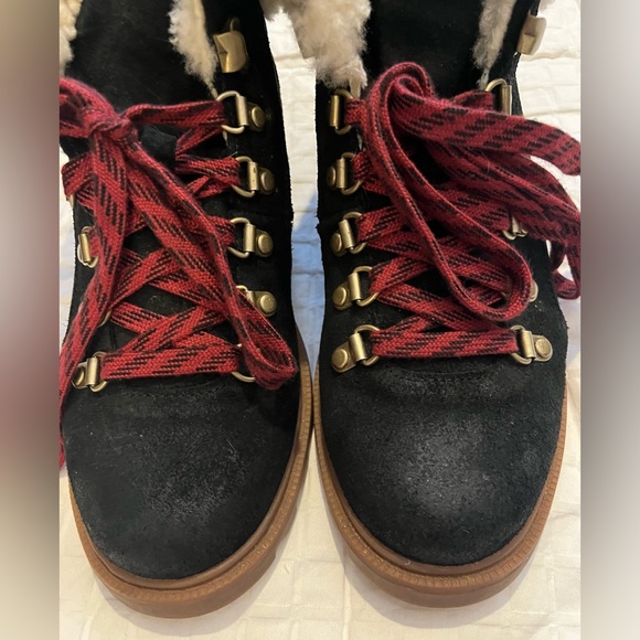 SOREL Ainsley Conquest Weatherproof Shearling Lined Cold Weather Boots - Picture 4 of 9